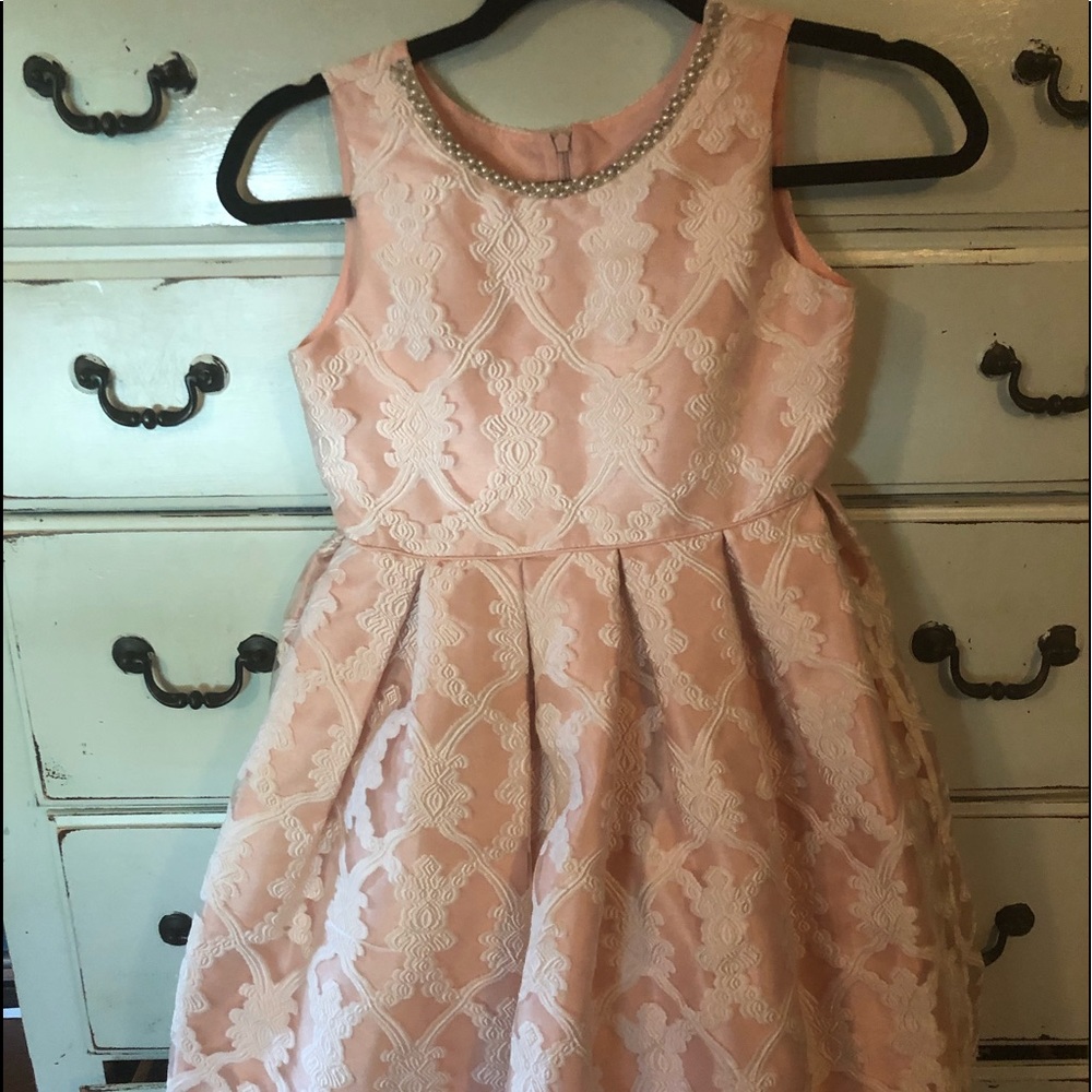 Little girls dress size 8